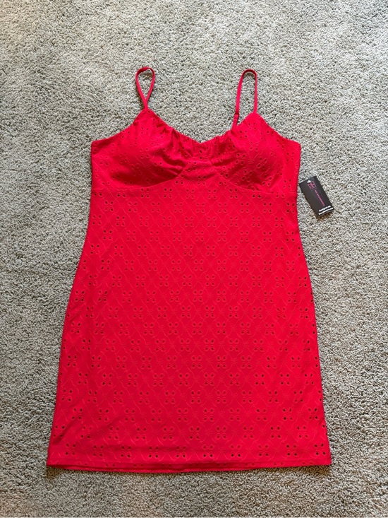 No Boundaries Dresses & Skirts - No Boundaries Red Eyelet Dress Sleeveless Juniors Size XL (15-17) NWT Stretch